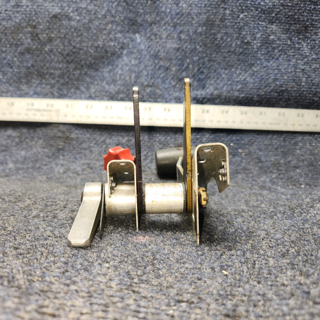 Used aircraft parts for sale, 65850-000 Piper PA28-140 Engine Quadrant Control