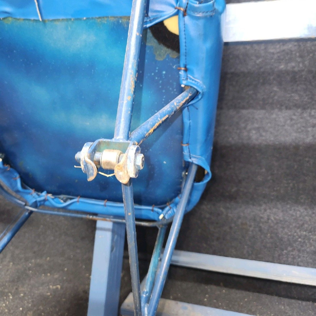 Used aircraft parts for sale, 79337-021 piper PA-28-181 Front Pilot Seat Assembly LH