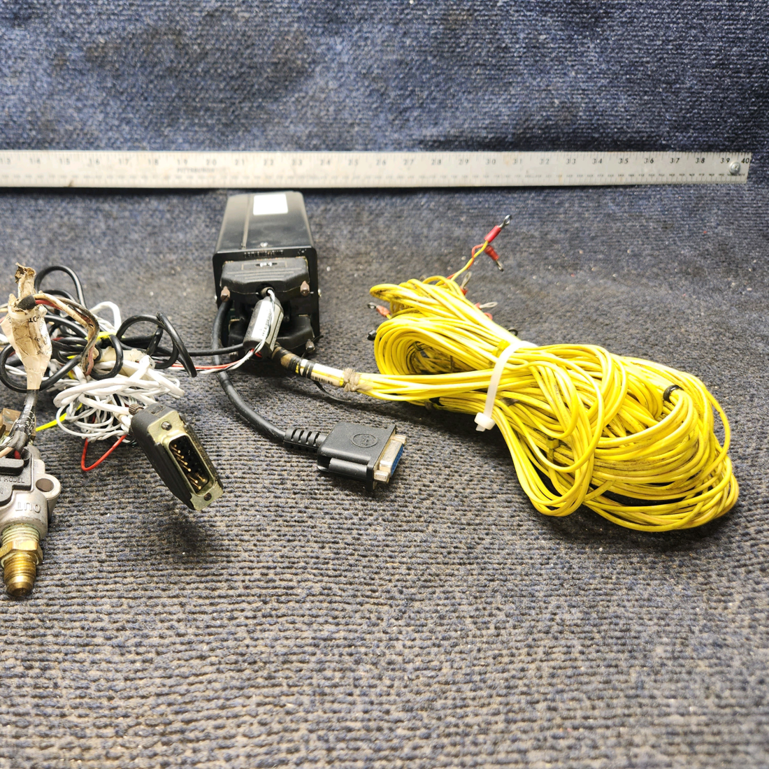 Used aircraft parts for sale, EGT-701 J.P. Instruments Beechcraft 35-33 Engine Data Monitor Set