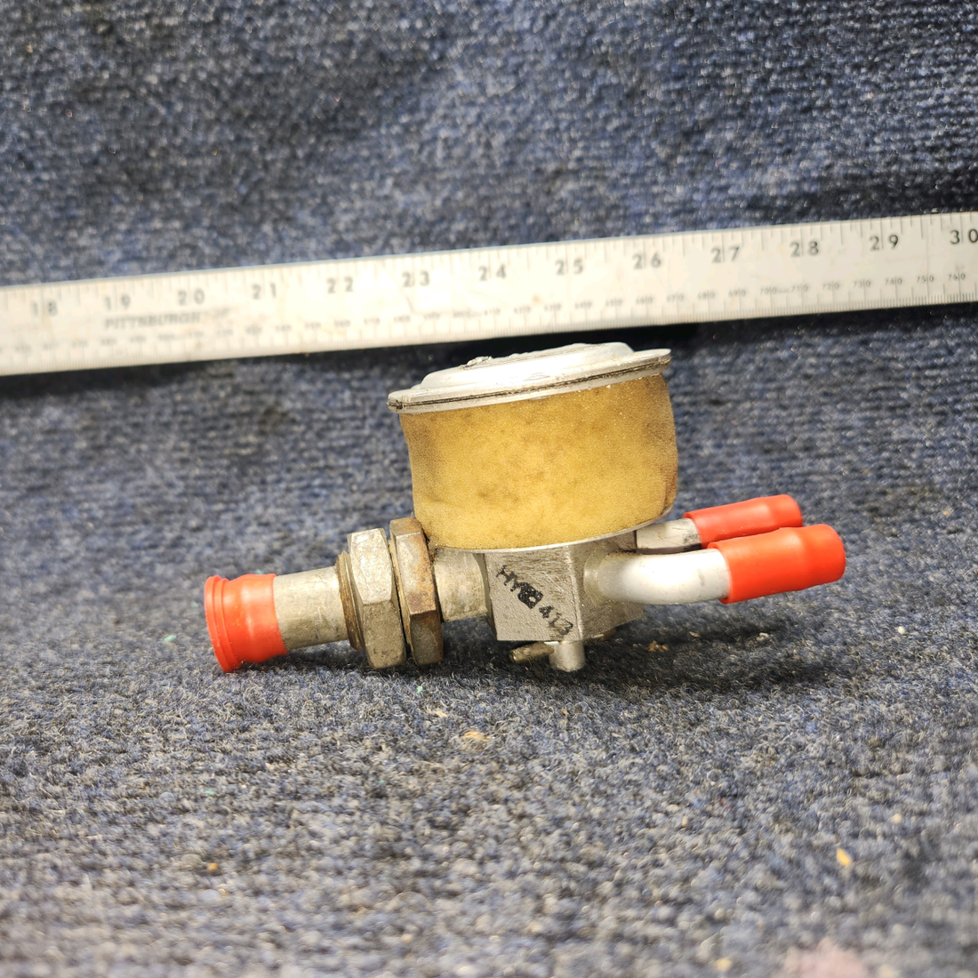 Used aircraft parts for sale, 2H3-19 Airborne PIPER PA28RT-201 Vacuum Regulating Valve