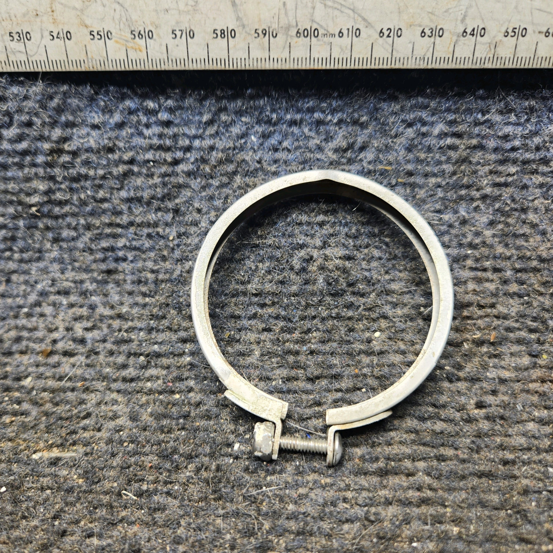 Used aircraft parts for sale, C17326 AESC cessna 172N Clamp Assembly