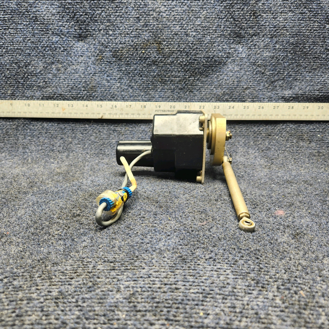 Used aircraft parts for sale, 1C508-1-523R EDO-AIRE MOONEY M20J ROLL SERVO ASSEMBLY