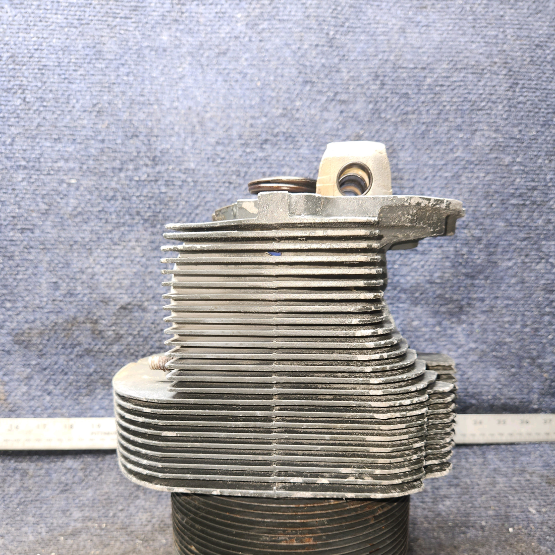 Used aircraft parts for sale, LW-12417 Lycoming O-320 American Gruman A1A Cylinder
