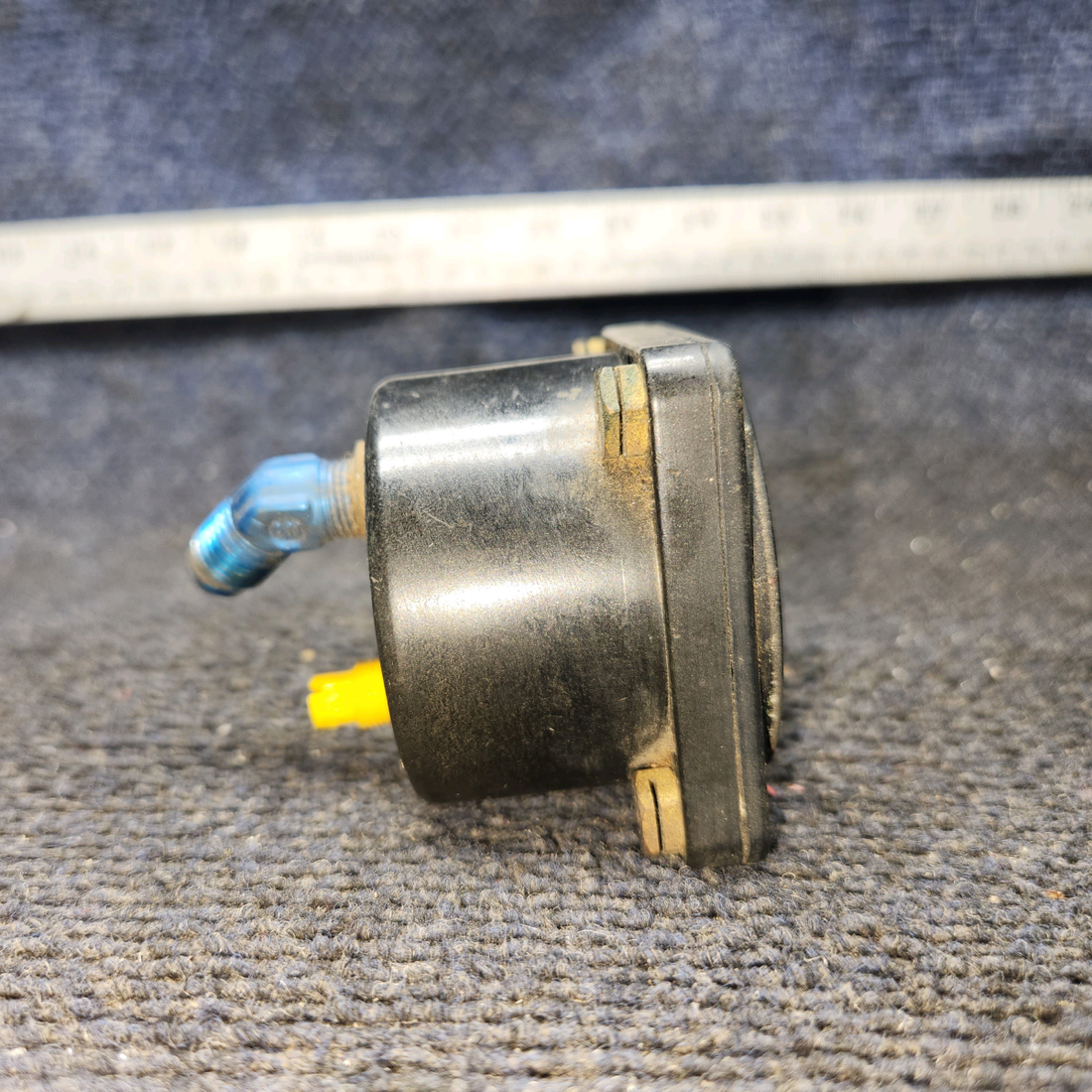 Used aircraft parts for sale, 22-880-03 Garwin Beechcraft 35-33 Suction Indicator