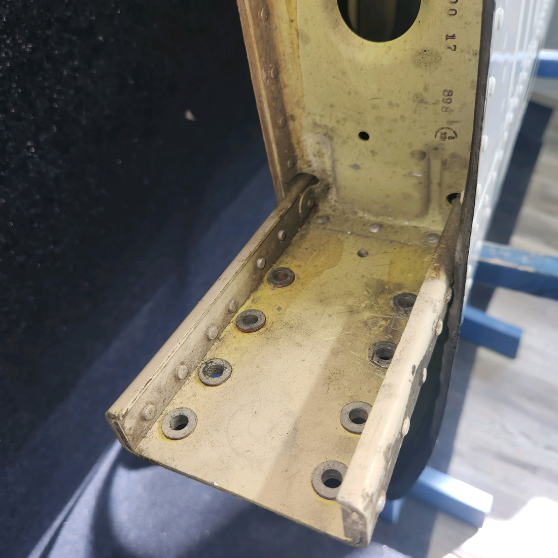 Used aircraft parts for sale, 33-620000-611 Beechcraft F33A HORIZONTAL STABILIZER ASSY LH