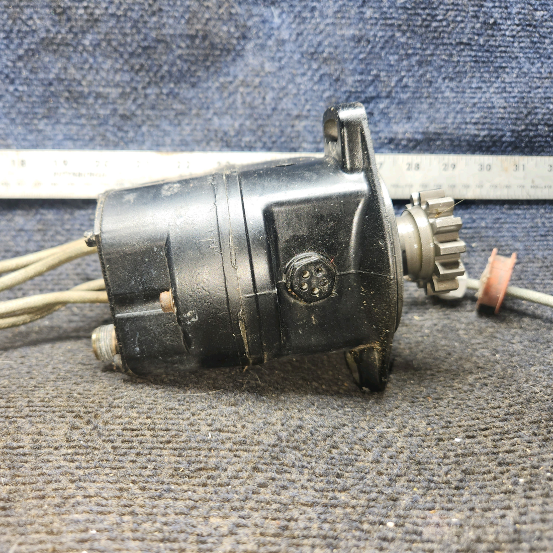 Used aircraft parts for sale, 10-51360-29 Bendix Piper PA-28-140 Magneto