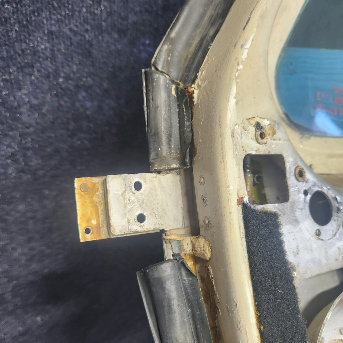 Used aircraft parts for sale, 36-420010-11 Beechcraft F33A CABIN DOOR ASSEMBLY