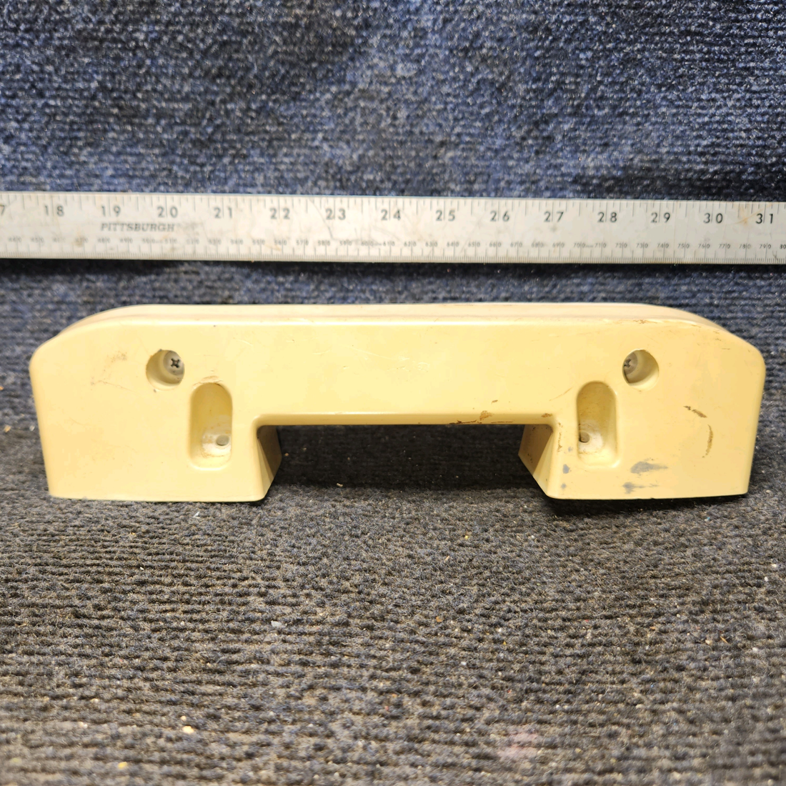 Used aircraft parts for sale, 1414082-14 Cessna 172F Armrest Assembly