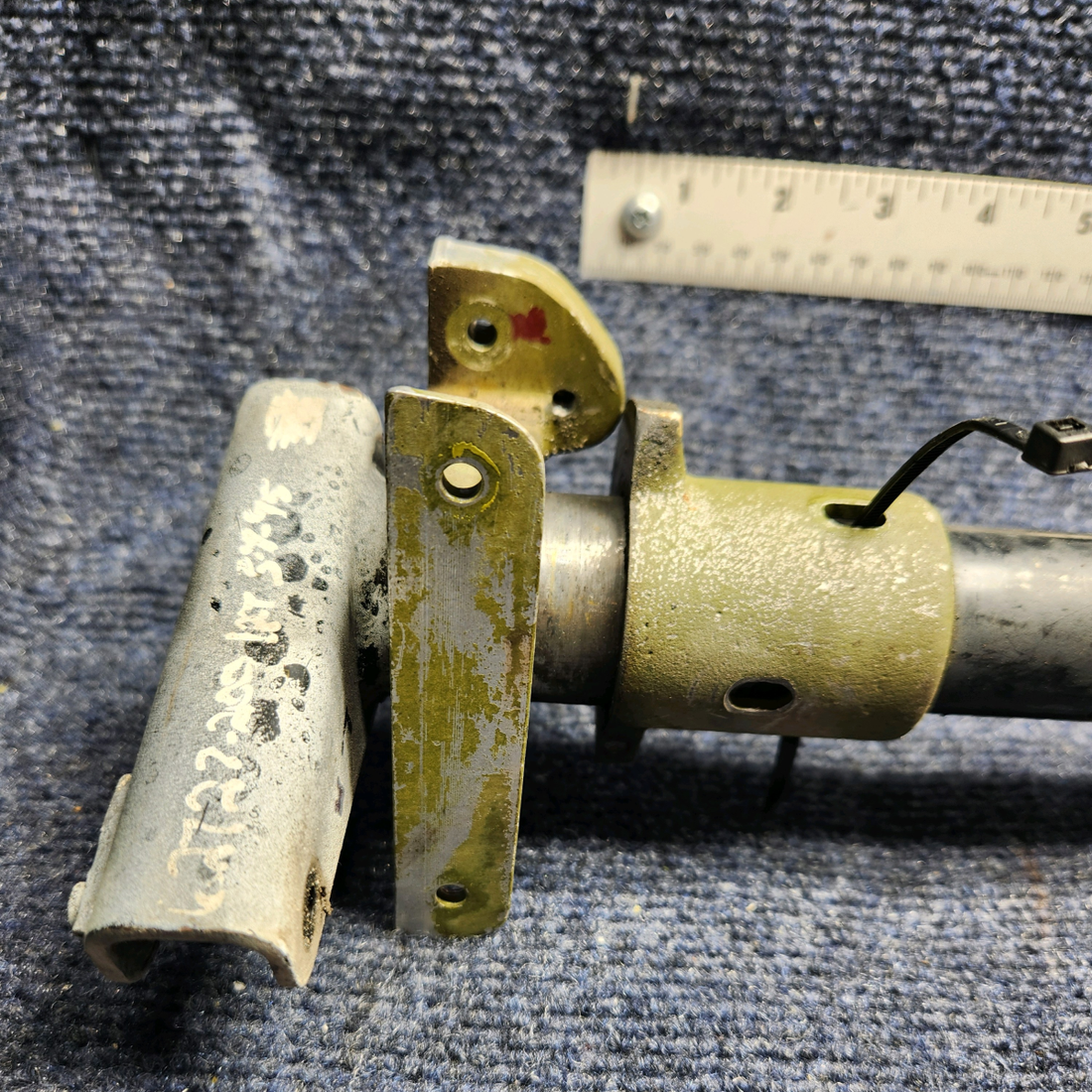 Used aircraft parts for sale, 62705-000 PIPER PA28-161 Warrior III FLAP TORQUE TUBE WITH LH, RH FITTINGS AND TUBE ENDS