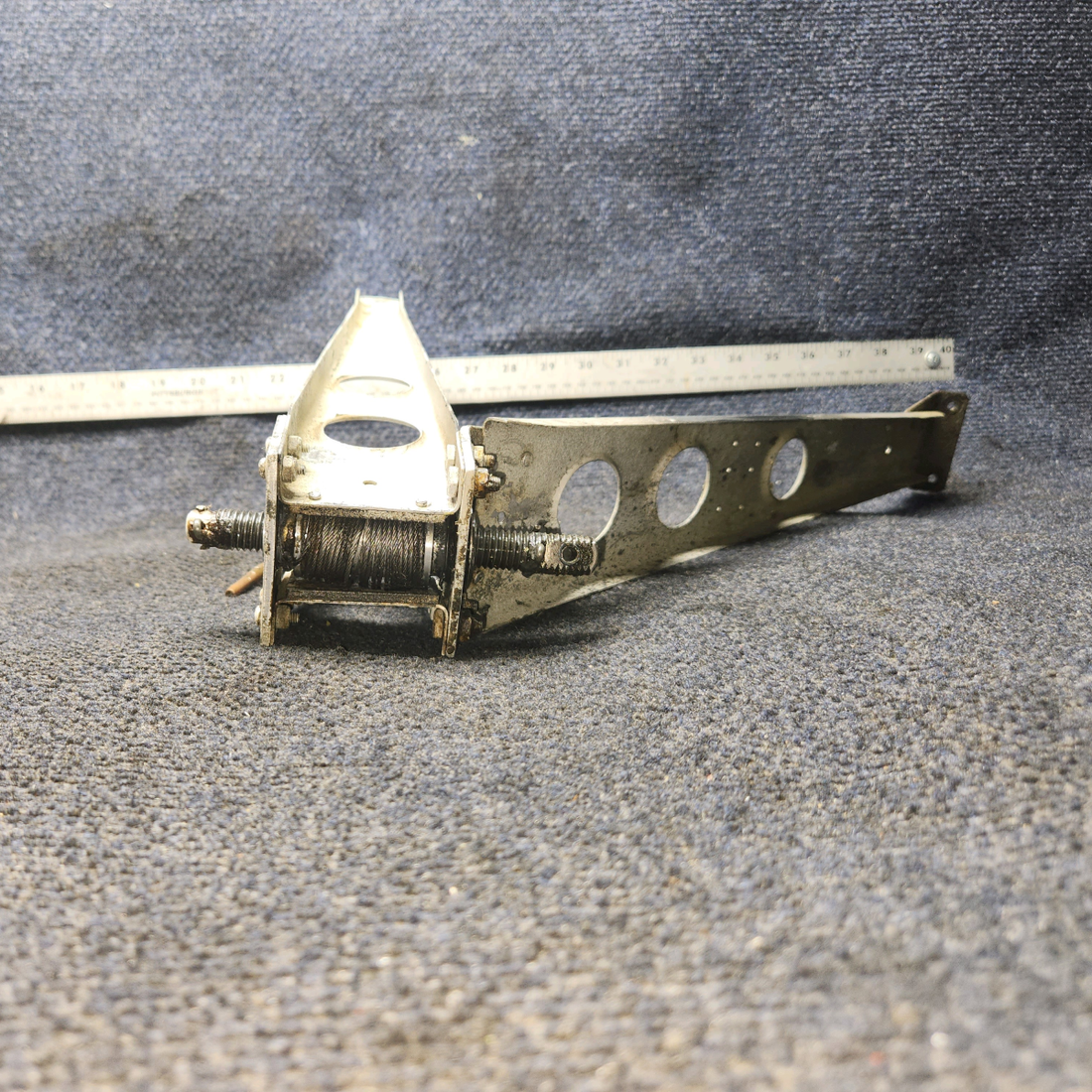 Used aircraft parts for sale, 65244-000, 65245-000, 65246-000 Piper PA28-161 Stabilator Trim Control and Shaft