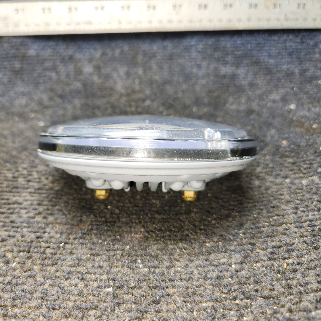 Used aircraft parts for sale, 01-0771833-10 Cessna 172E LED Replacement Landing Light - 14V