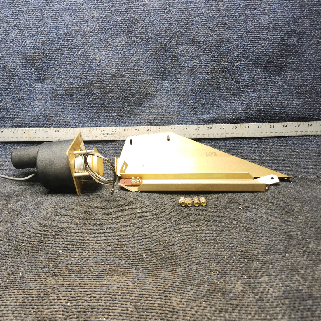 Used aircraft parts for sale, 0107-P4 S-Tec Cessna 182G Autopilot Pitch Servo Assembly