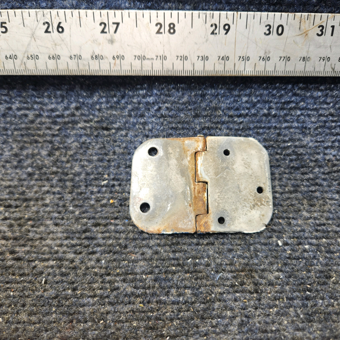 Used aircraft parts for sale, 0511280-3 Cessna 172F Cabin Door Lower Hinge Assembly - LH