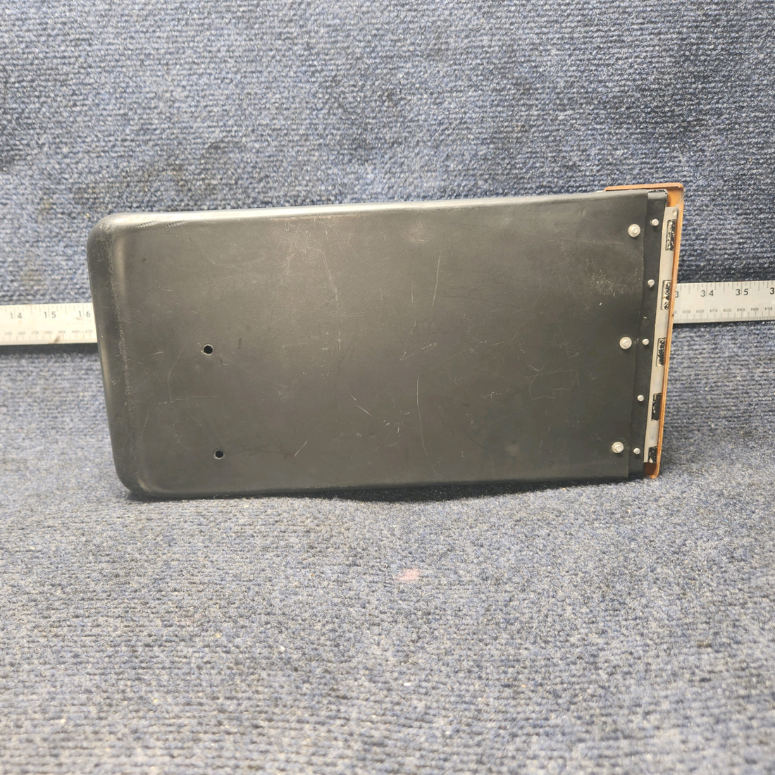 Used aircraft parts for sale, 0513085-16 Cessna 172RG Glove Box Assembly with Door