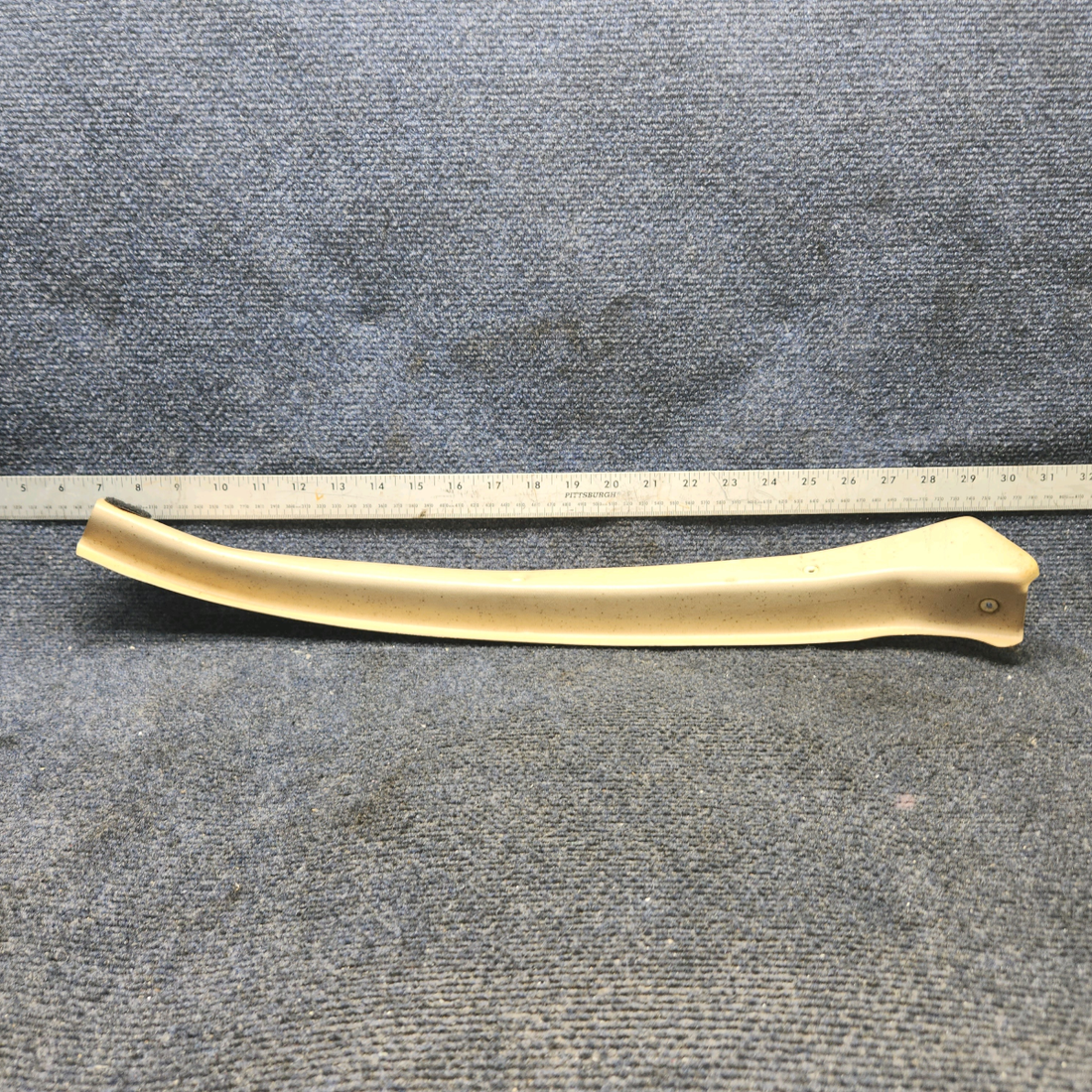 Used aircraft parts for sale, 63149-011 Piper PA28-140 TRIM STRIP