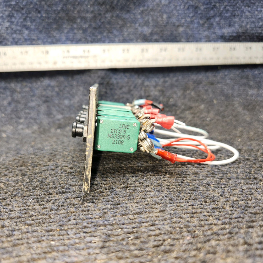 Used aircraft parts for sale, MS3320-5-7-10 Cessna 150J Circuit Panel Breaker Custon
