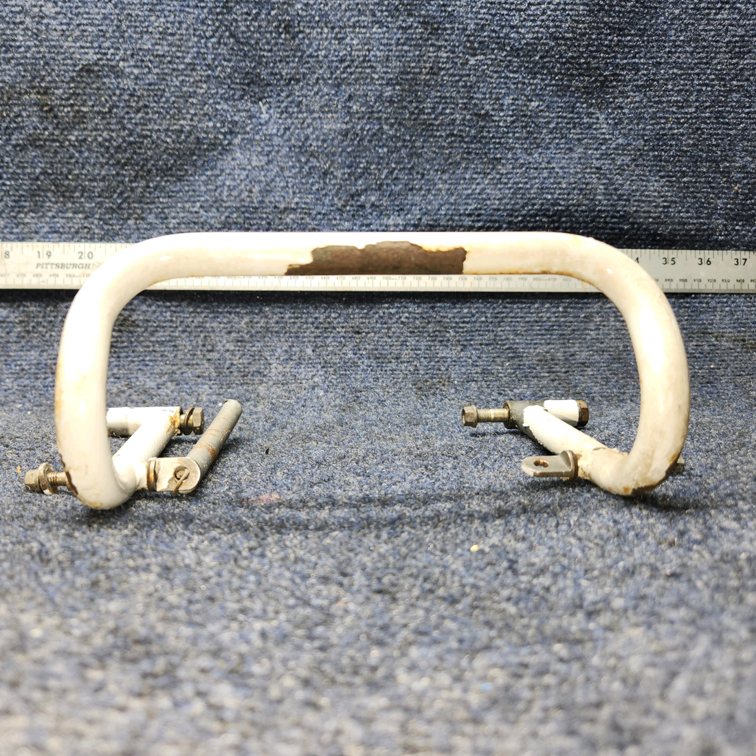 Used aircraft parts for sale, 2413089-1 Cessna 172RG Nose Gear Door Actuator Arm Assy