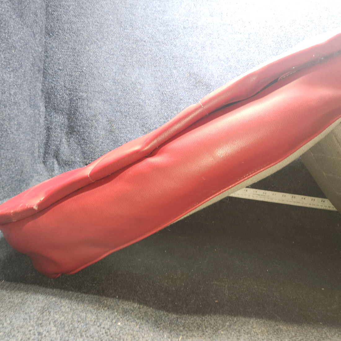 Used aircraft parts for sale, 0400118-65 cessna 150G Seat – LH (Pilot)