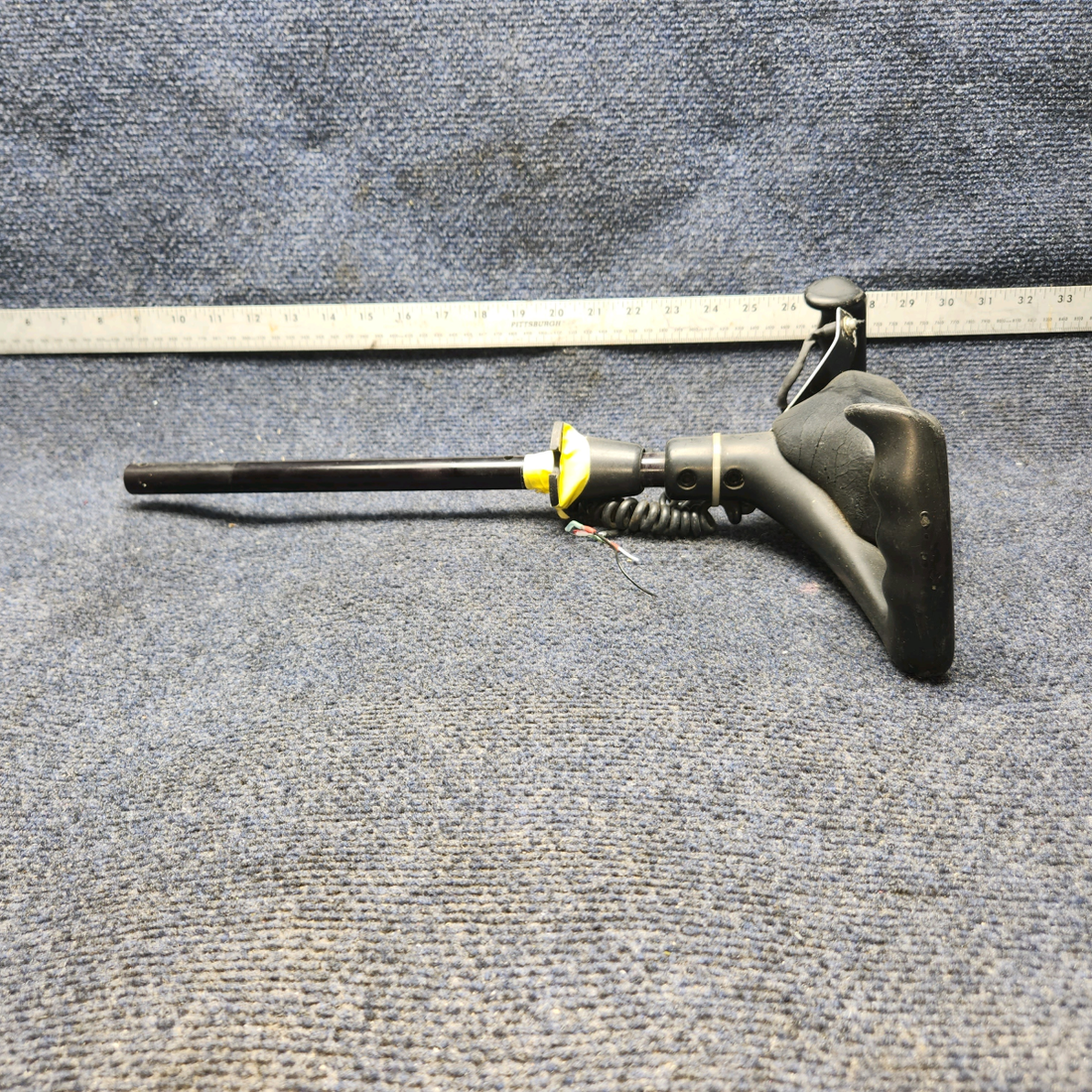 Used aircraft parts for sale, 0513260-4 Cessna 172RG Co-Pilot Control Wheel