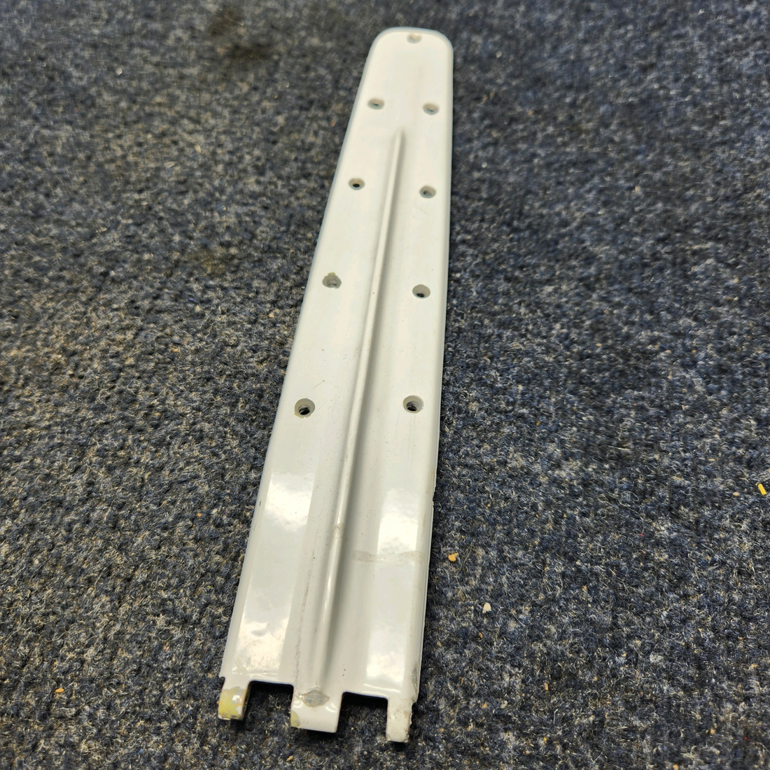 Used aircraft parts for sale, 0711037-497 Cessna  [part_model] Texas Several UPPER DOOR HINGE
