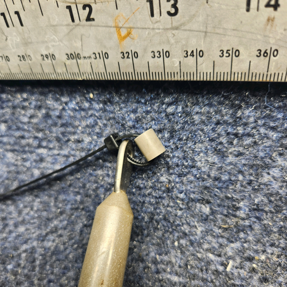 Used aircraft parts for sale, 58-530134-11 Beechcraft F33A HANDLE ASSIST ASSEMBLY