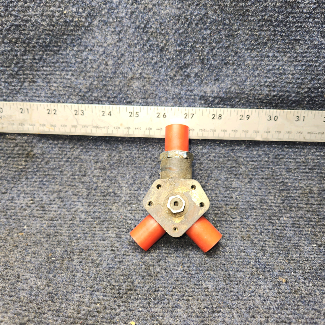 Used aircraft parts for sale, 9851067-7 Cessna 172RG Fuel Selector Valve Assy
