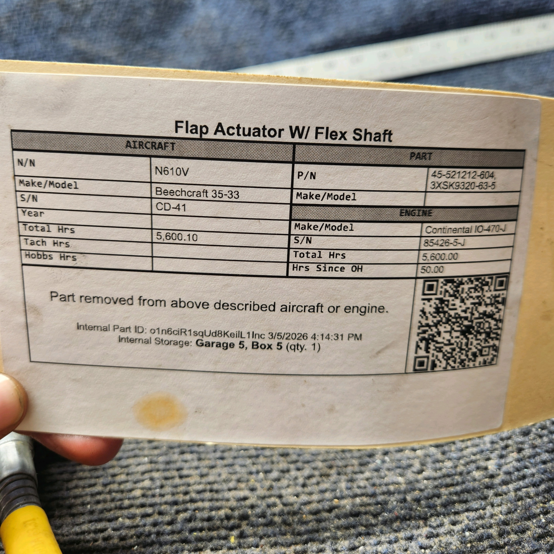 Used aircraft parts for sale, 45-521212-604 Beechcraft 35-33 Flap Actuator w/ Flex Shaft
