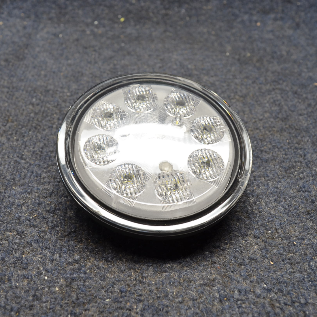 Used aircraft parts for sale, Par36TR2 REV.A Cessna C175 TAXI LIGHT PAR 36 9-32 VOLTS