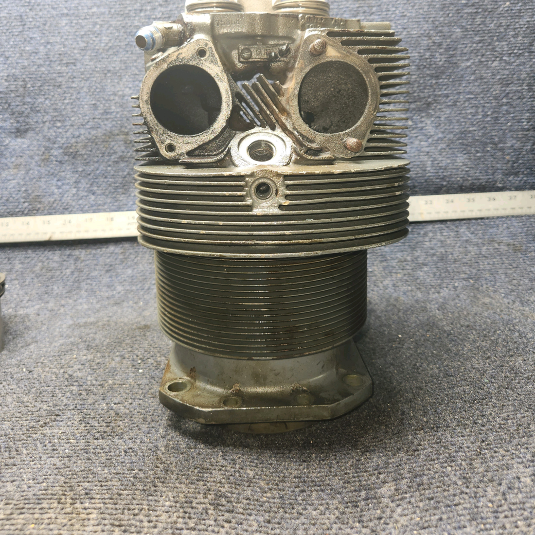 Used aircraft parts for sale, LW-12416 Lycoming O-320-D2A Piper PA28-140 Cylinder Wide Deck Chrome with High-Compression Piston