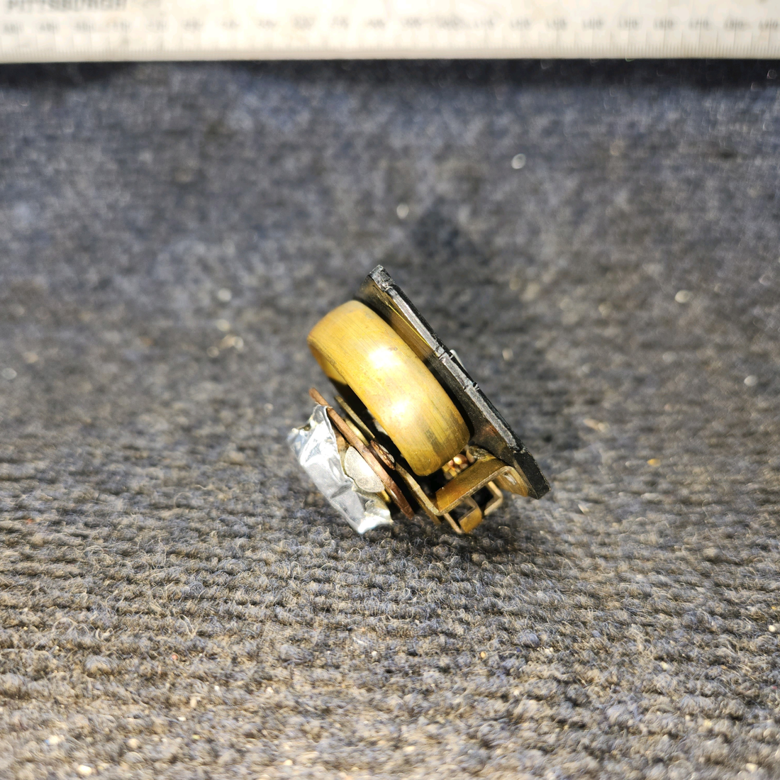 Used aircraft parts for sale, 1509413 Continental, Lycoming Oil Press Indicator