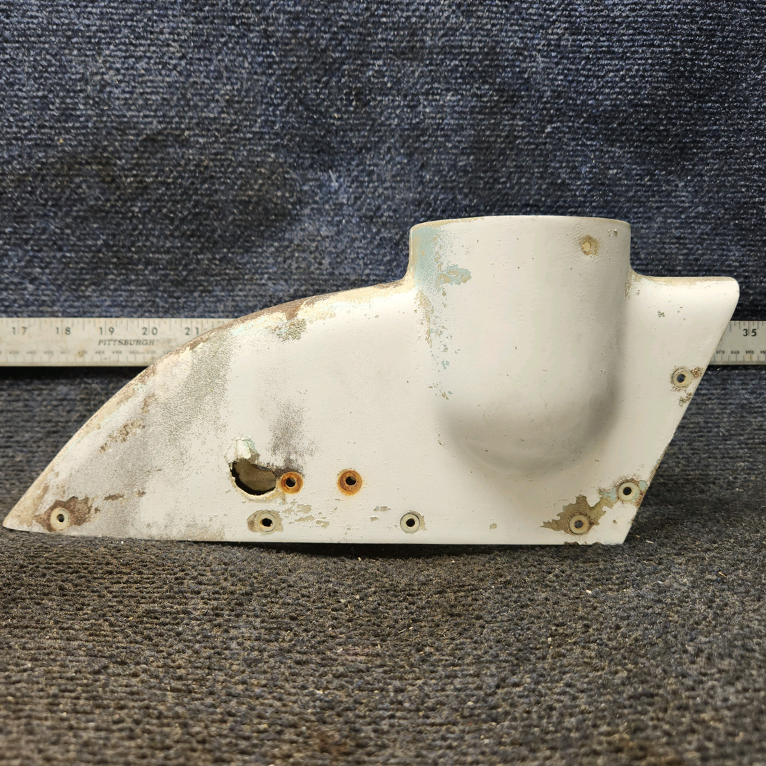 Used aircraft parts for sale, 0531007-3-791 Cessna 172F Rotating Beacon Vertical Fin Tip