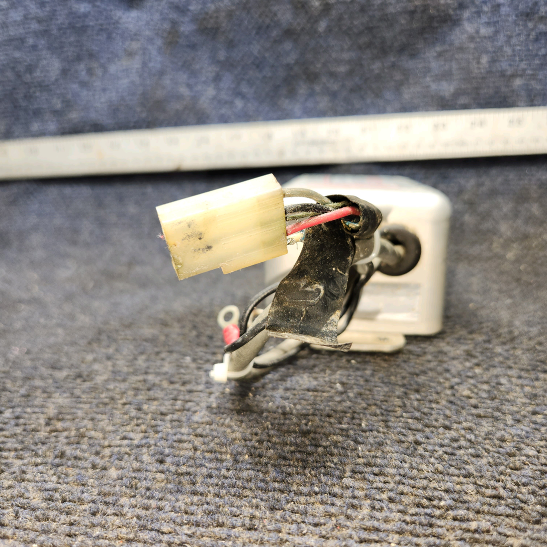 Used aircraft parts for sale, A490,T-28 Whelen A490 Strobe Light Power Supply (28V)