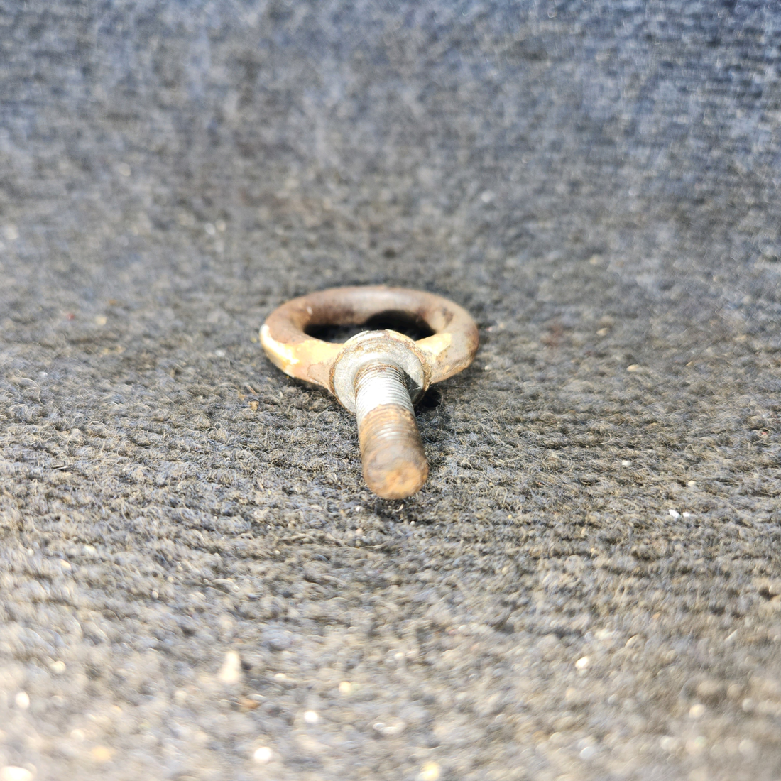 Used aircraft parts for sale, 0511165 Cessna 172F Cargo Tie Down Eyebolt (Corrosion)