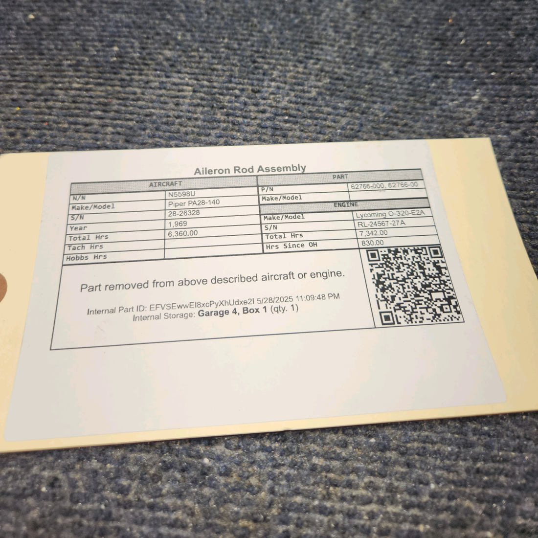 Used aircraft parts for sale, 62766-000 Piper PA28-140 Aileron Rod Assembly