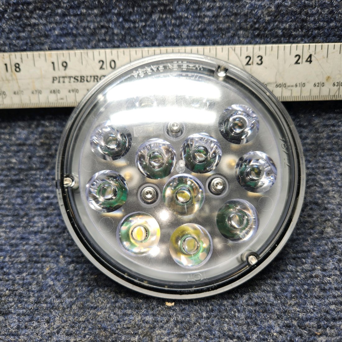 Used aircraft parts for sale, 01-0771833-10 WHELEN P36P1L PIPER PA-24-250 LED Landing Light Assembly