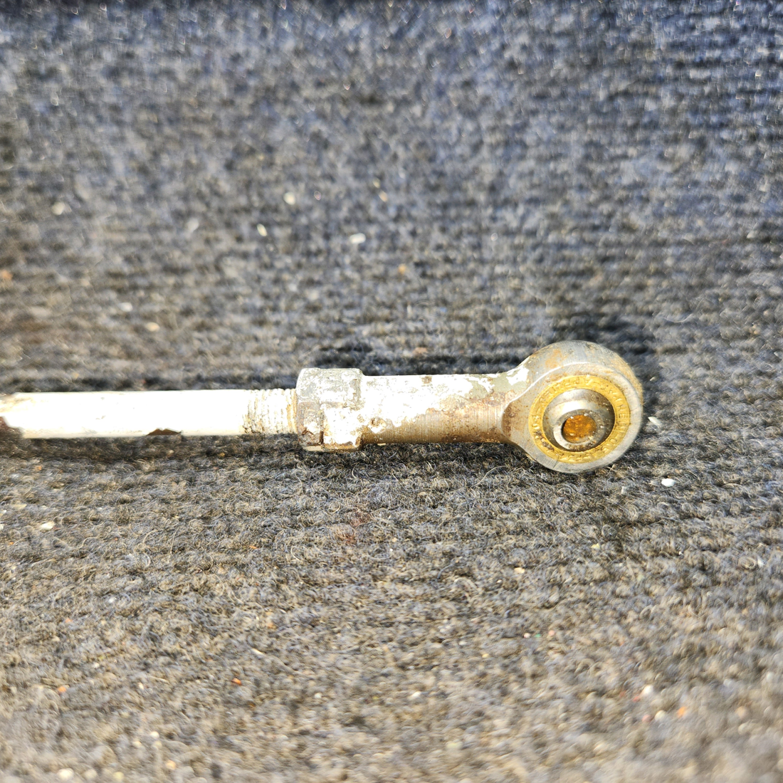 Used aircraft parts for sale, 0523218-2 Cessna 172 Aileron Push Pull Rod Assembly