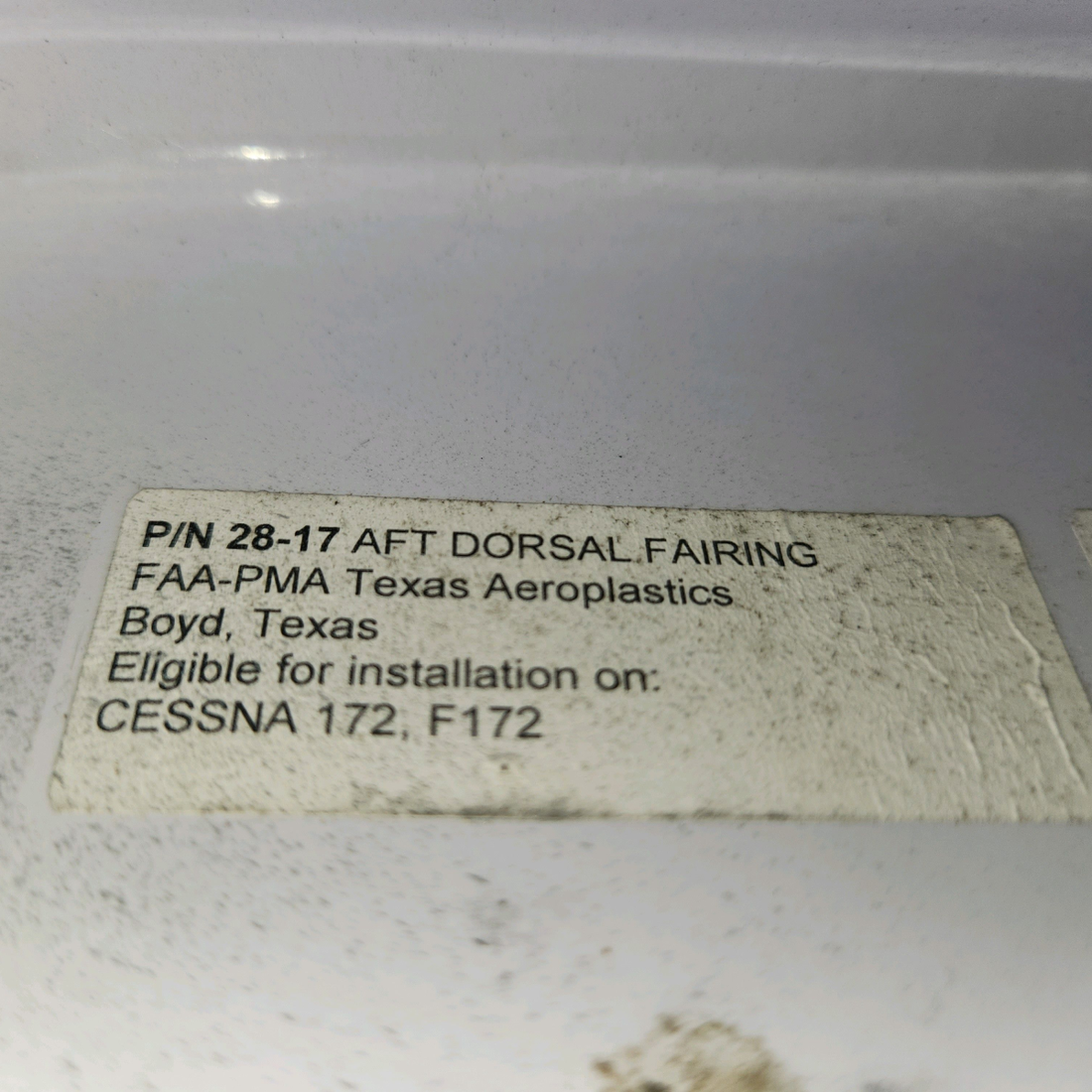 Used aircraft parts for sale, 0531006-76 , 0531012-1 CESSNA 172K DORSAL FIN