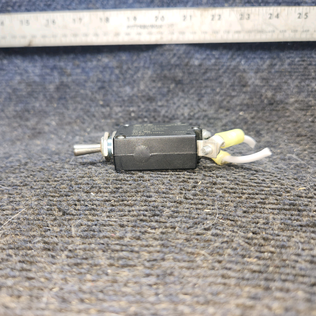 Used aircraft parts for sale, W31-X2M1G-30 Tyco cessna 172k Toggle Breaker Switch – 50/240V, 30 Amp