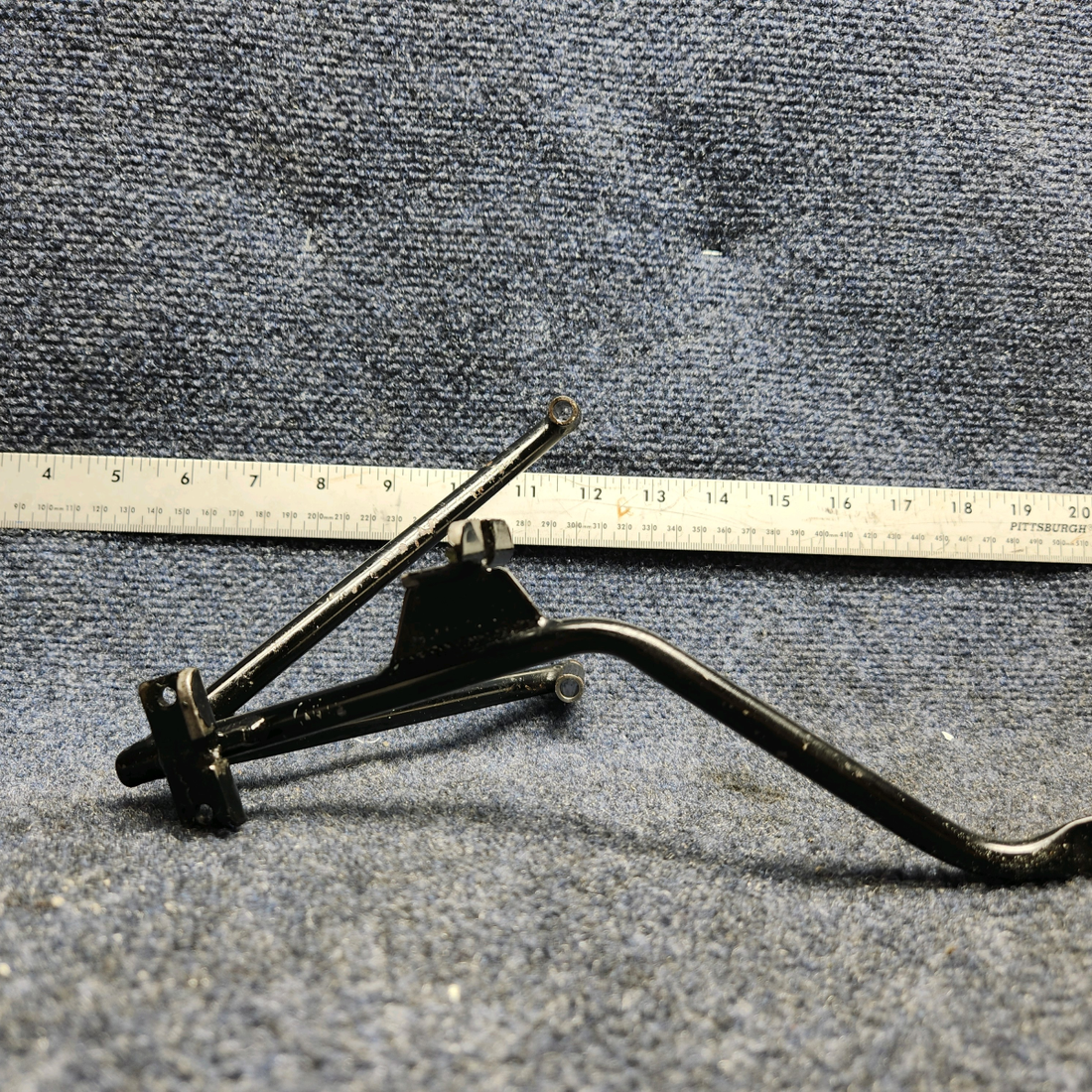 Used aircraft parts for sale, 35379-000 PIPER PA28-161 Warrior III ENGINE CONTROLS SUPPORT