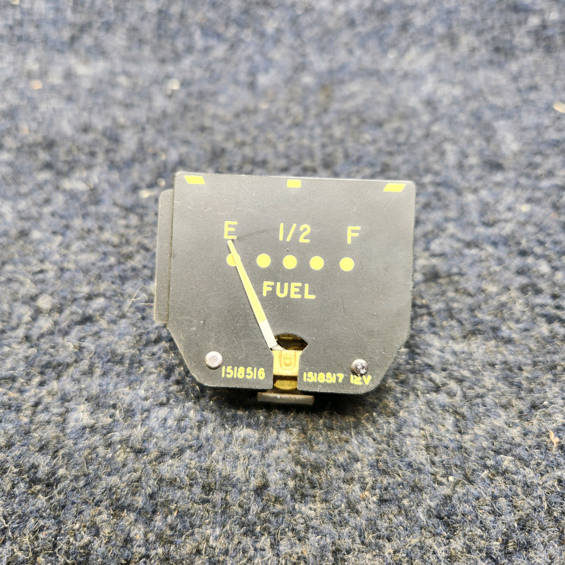 Used aircraft parts for sale, 1518516 BEECHCRAFT F35 STEWART-WARNER FUEL GAUGE INDICATOR 12 VOLTS