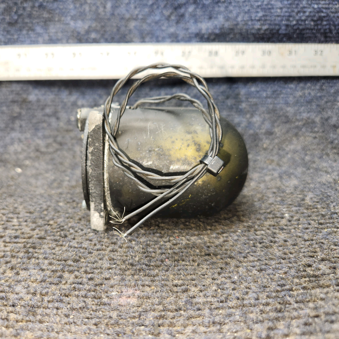 Used aircraft parts for sale, C-2300-DL4 Cessna 172F Dash Mounted Compass, Lighted - 12 V