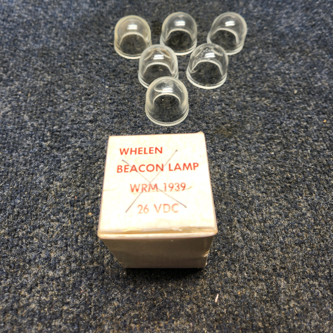 Used aircraft parts for sale, A457A WHELEN Texas Several WHELEN  LENS WHITE  PRICE PER EACH