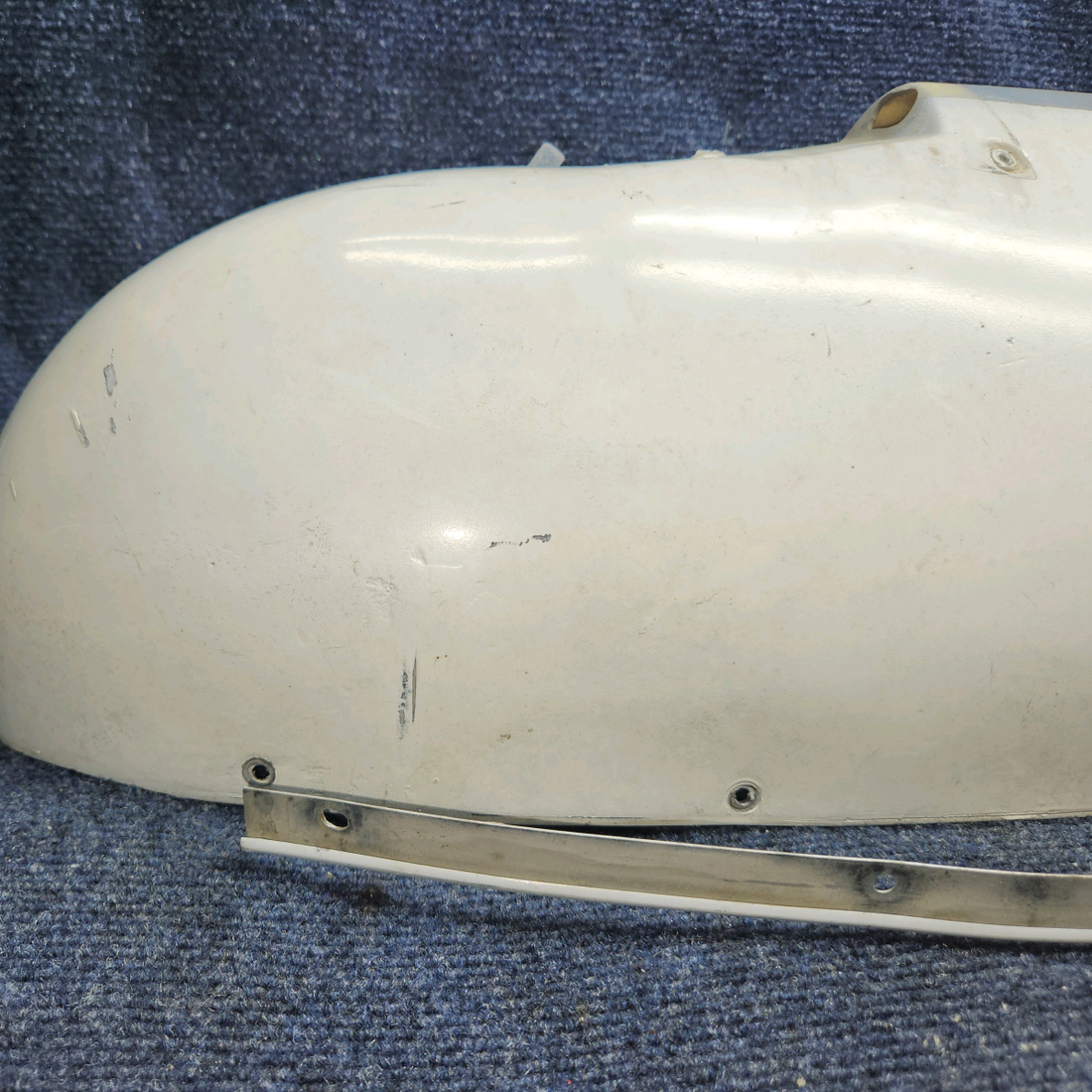 Used aircraft parts for sale, 0723200-6 Cessna 182P Wing Tip Assembly.