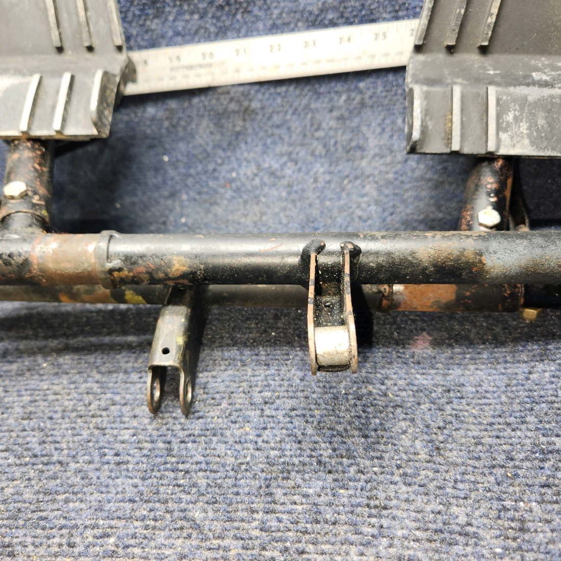 Used aircraft parts for sale, 0411306-11 Cessna C-150J Rudder/Brake Pedal Bar Assy Sold as a set