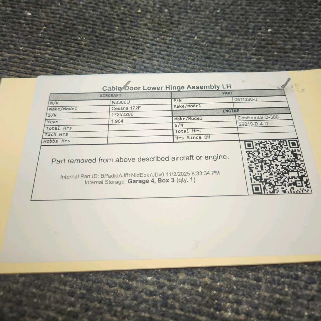 Used aircraft parts for sale, 0511280-3 Cessna 172F Cabin Door Lower Hinge Assembly - LH