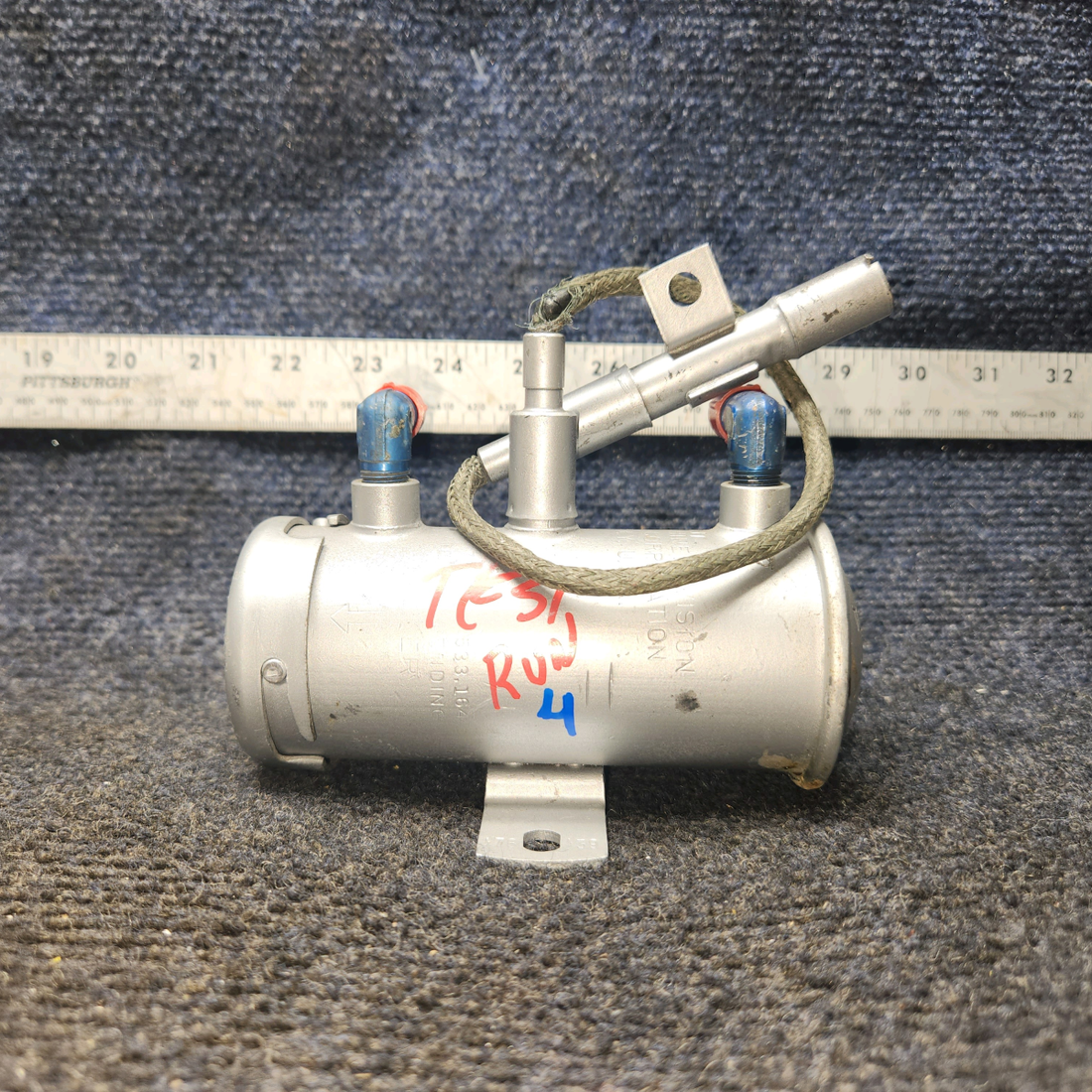 Used aircraft parts for sale, 476-439 Bendix Electronic Fuel Pump 24 V