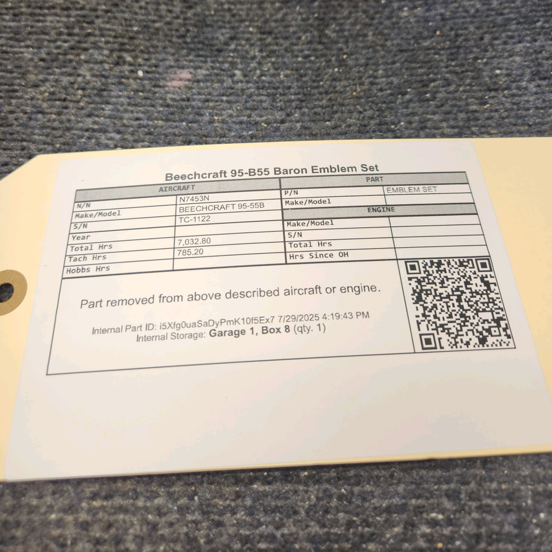 Used aircraft parts for sale, EMBLEM SET BEECHCRAFT 95-55B Emblem Set – Beechcraft Baron B55