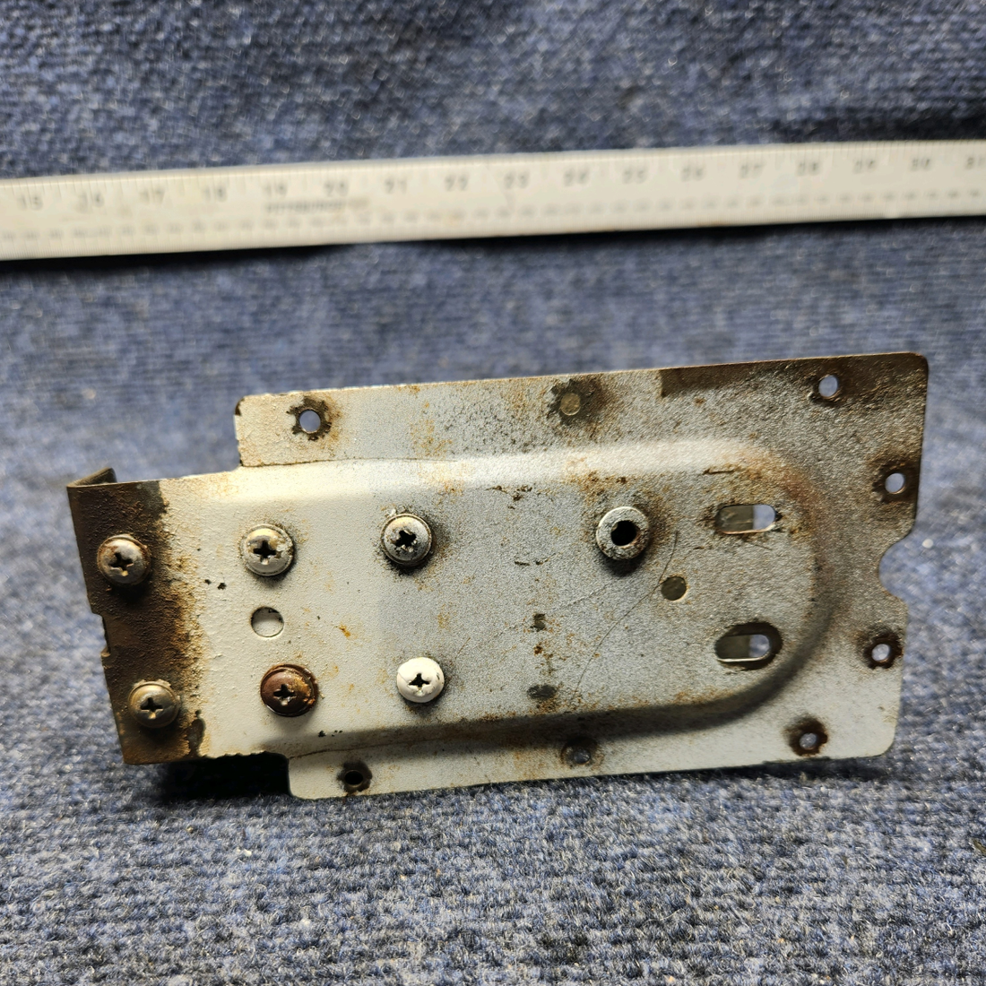 Used aircraft parts for sale, 0517012-8 CESSNA C172RG CABIN DOOR LATCH ASSEMBLY RH