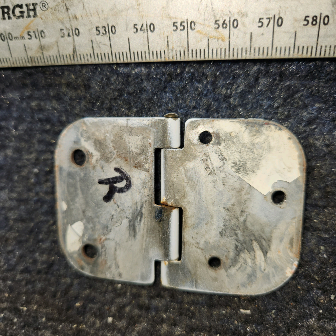 Used aircraft parts for sale, 0511280-4 Cessna 172E Lower Cabin Door Forward and Aft Hinge RH