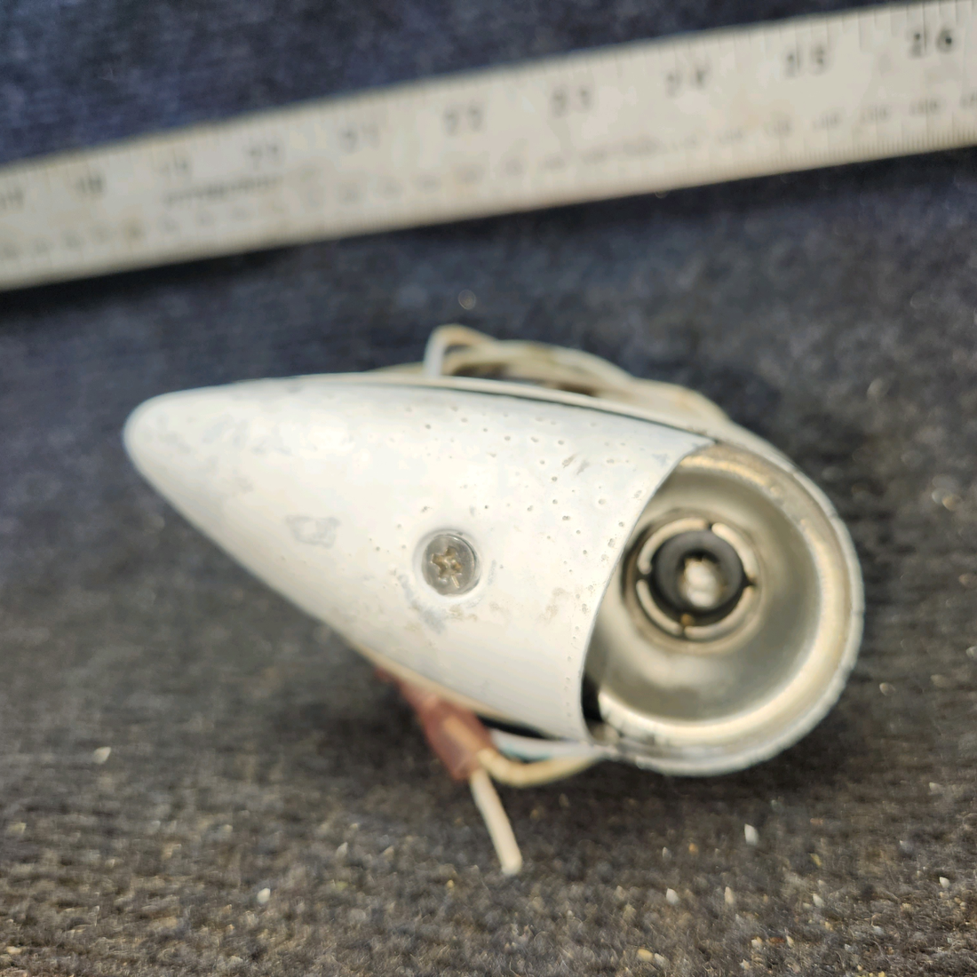 Used aircraft parts for sale, A-1285-R-12 Grimes Cessna 182G Navigation Light Assembly (14V)